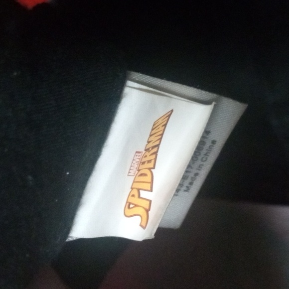 SPIDERMAN CAPE & HAT - Picture 5 of 6